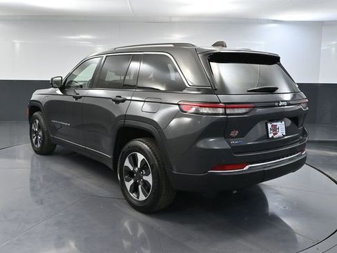 Used 2023 Jeep Grand Cherokee 4WD 4xe image 8