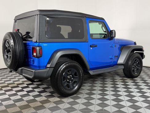 Used 2026 Jeep Wrangler Sport AWD/4WD image 7