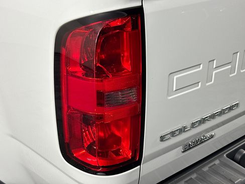 Used 2022 Chevrolet Colorado W/T w/ WT Convenience Package image 33