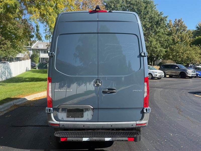 Used 2019 Mercedes-Benz Sprinter 144 image 7