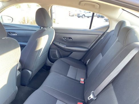Used 2024 Nissan Sentra SV image 16