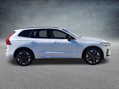 New 2026 Volvo XC60 B5 Plus w/ Protection Package Premier image 8