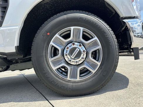 New 2026 Ford F350 Lariat image 12