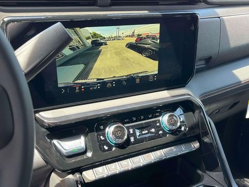 New 2026 GMC Sierra 2500 AT4 w/ Technology Package AWD/4WD image 28