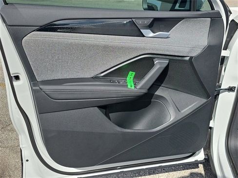 New 2025 Volkswagen Tiguan S image 14