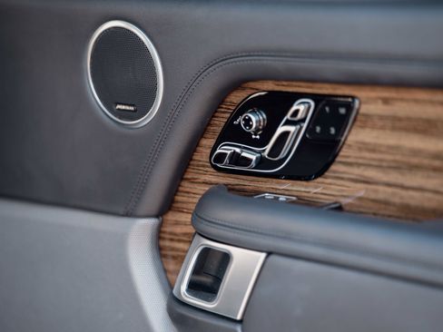 Used 2019 Land Rover Range Rover HSE AWD/4WD image 27