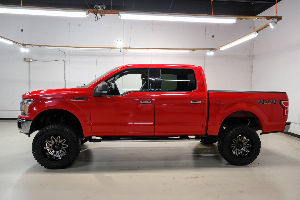 Used 2019 Ford F150 XLT w/ Equipment Group 302A Luxury AWD/4WD image 11