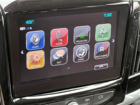 Used 2019 Chevrolet Traverse LT image 22