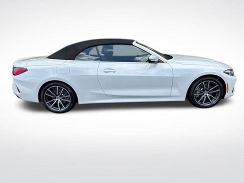Used 2025 BMW 430i Convertible w/ Premium Package image 7
