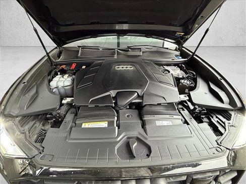Used 2019 Audi Q8 Premium Plus w/ Premium Plus AWD/4WD image 19