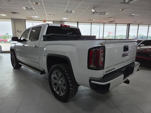Used 2018 GMC Sierra 1500 Denali w/ Denali Ultimate Package AWD/4WD image 5