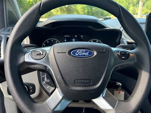 Used 2023 Ford Transit Connect XLT w/ Trailer Tow Package FWD image 11