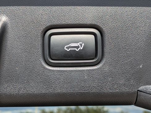 Used 2022 Hyundai Tucson Limited w/ Cargo Package image 14