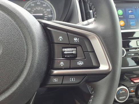 Used 2023 Subaru Forester Premium AWD/4WD image 17