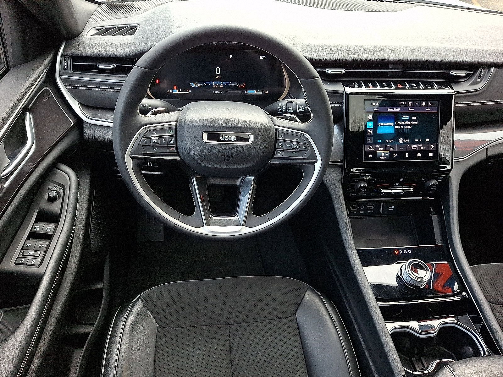Used 2023 Jeep Grand Cherokee Altitude AWD/4WD image 12