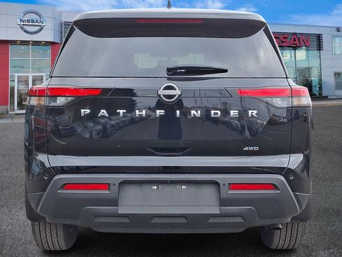 Certified 2024 Nissan Pathfinder S image 5