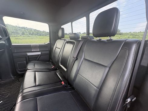 Used 2019 Ford F250 Lariat w/ Lariat Ultimate Package AWD/4WD image 19