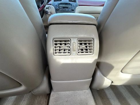 Used 2002 Lexus ES 330 FWD image 30