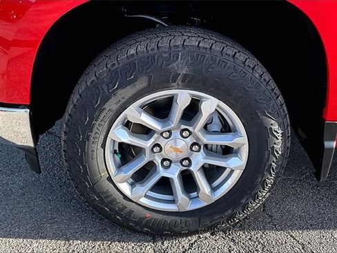 New 2026 Chevrolet Silverado 1500 LT image 12