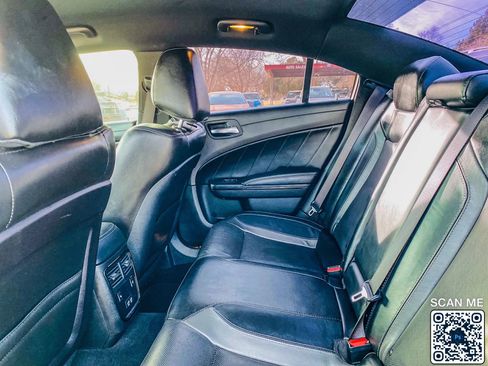 Used 2019 Dodge Charger SXT w/ Plus Group image 29