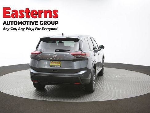 Used 2024 Nissan Rogue S AWD/4WD image 40