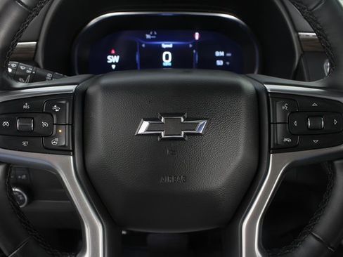 Used 2023 Chevrolet Tahoe Z71 w/ Luxury Package image 15