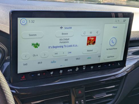 New 2026 Ford Escape ST-Line w/ Tech Pack #1 image 18