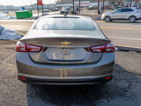 Used 2020 Chevrolet Malibu LT image 3