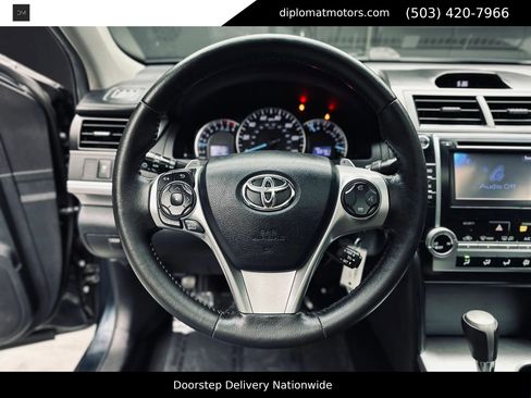 Used 2013 Toyota Camry SE FWD image 28