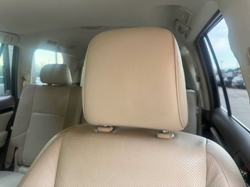 Used 2015 Lexus GX 460 w/ Premium Package AWD/4WD image 31