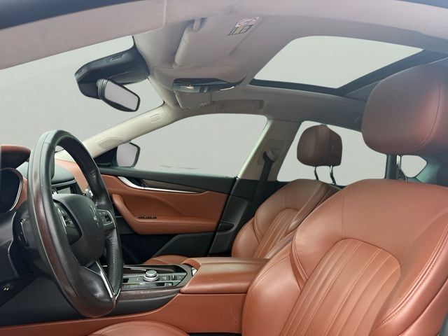 Used 2017 Maserati Levante w/ Luxury Package AWD/4WD image 15