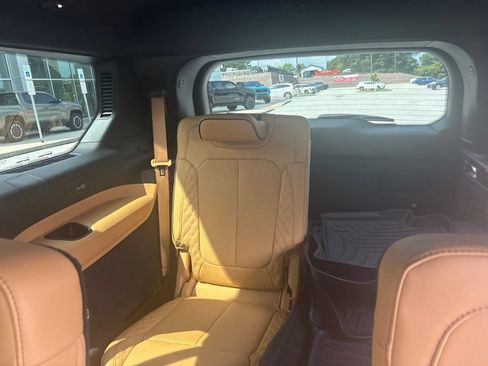 Used 2024 Jeep Grand Cherokee L Summit w/ High Altitude Package AWD/4WD image 20