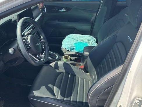 Used 2023 Kia Forte GT-Line w/ GT-Line Premium Package image 8