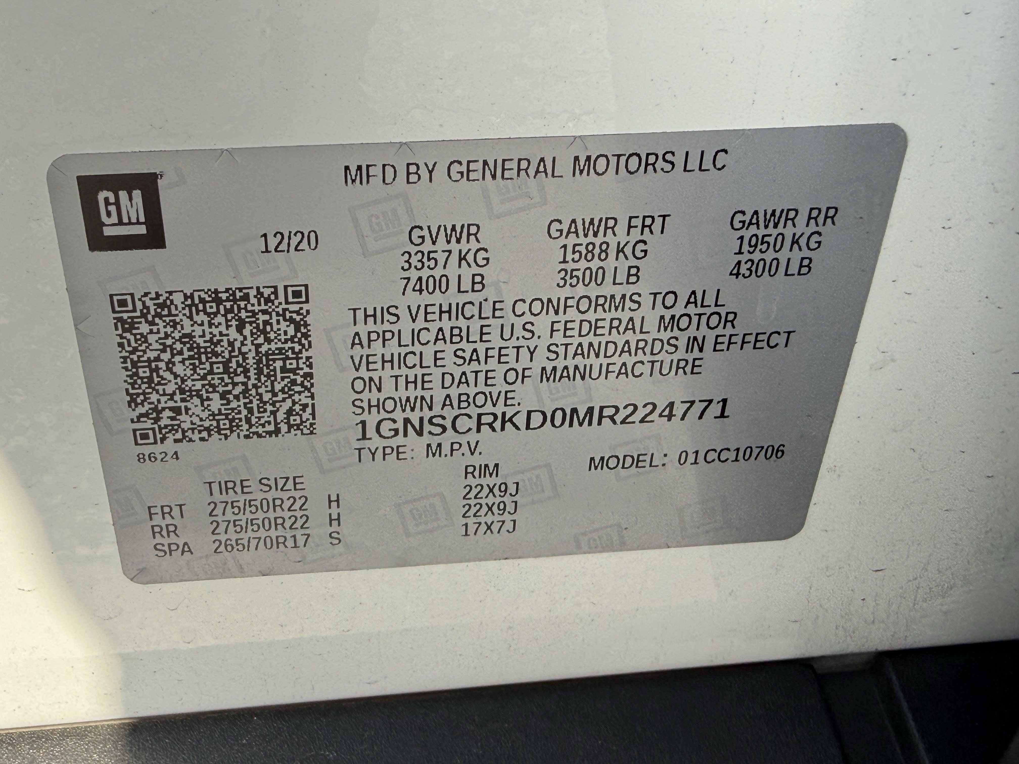 Used 2021 Chevrolet Tahoe RST w/ Luxury Package RWD image 17
