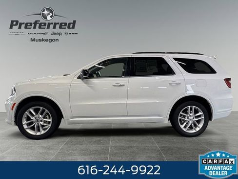 Used 2024 Ford Edge SEL w/ Convenience Package image 18