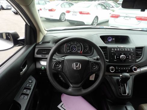 Used 2015 Honda CR-V LX image 5