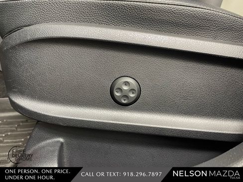 Used 2021 Mercedes-Benz GLB 250 image 17