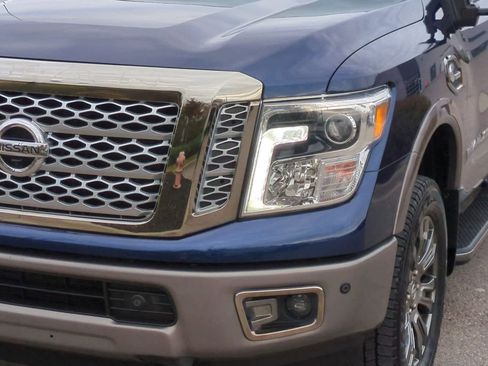 Used 2018 Nissan Titan Platinum Reserve w/ Platinum Utility Package image 11