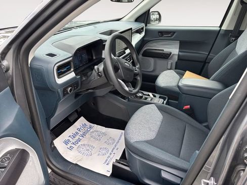 Used 2025 Ford Maverick XLT w/ Equipment Group 302A AWD/4WD image 9