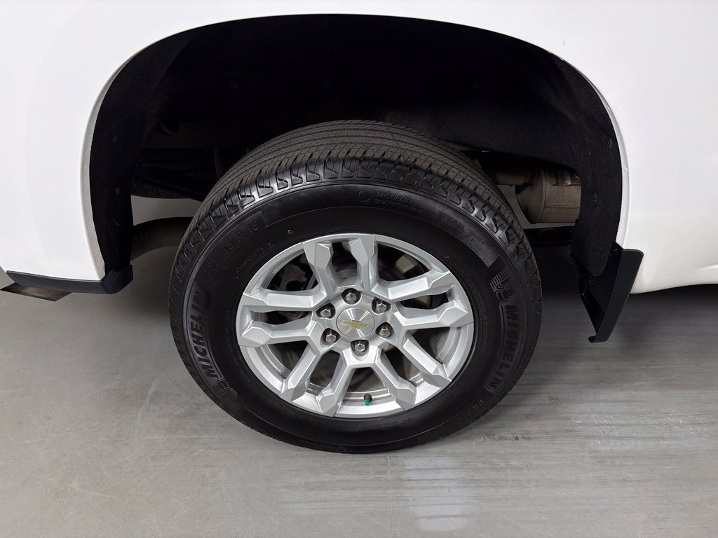 Used 2023 Chevrolet Silverado 1500 LT AWD/4WD image 11