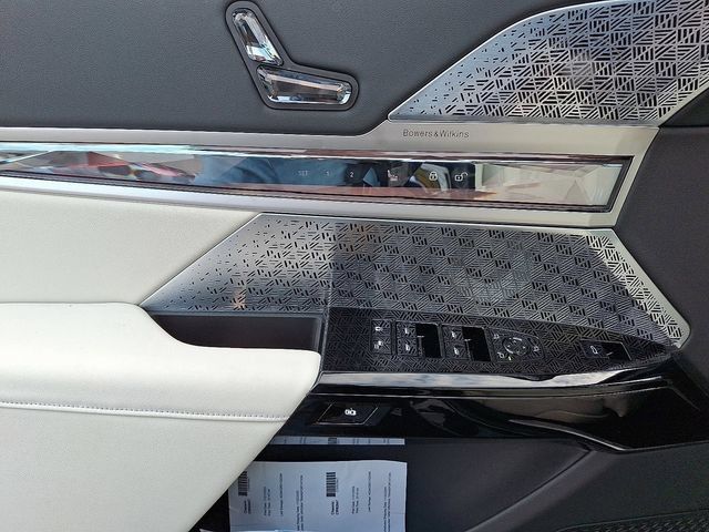 New 2026 BMW 760i xDrive w/ Executive Package AWD/4WD image 11