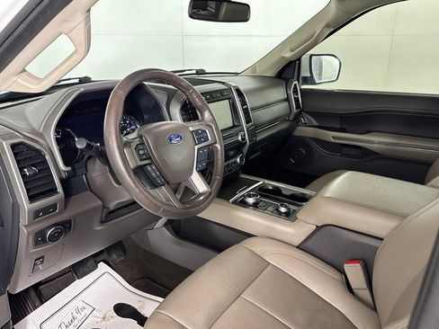 Used 2020 Ford Expedition Max XLT w/ Equipment Group 202A AWD/4WD image 17