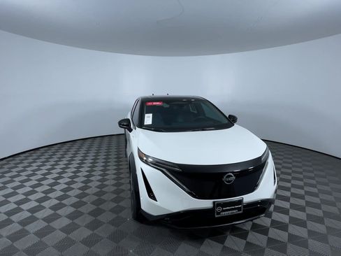 Certified 2024 Nissan Ariya AWD image 3