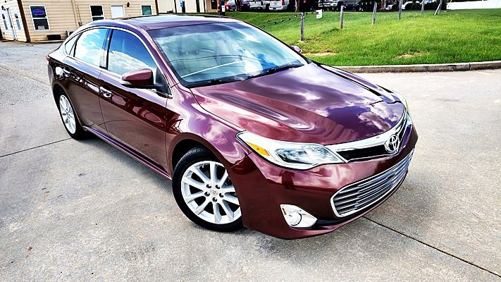Used 2013 Toyota Avalon Limited FWD image 4