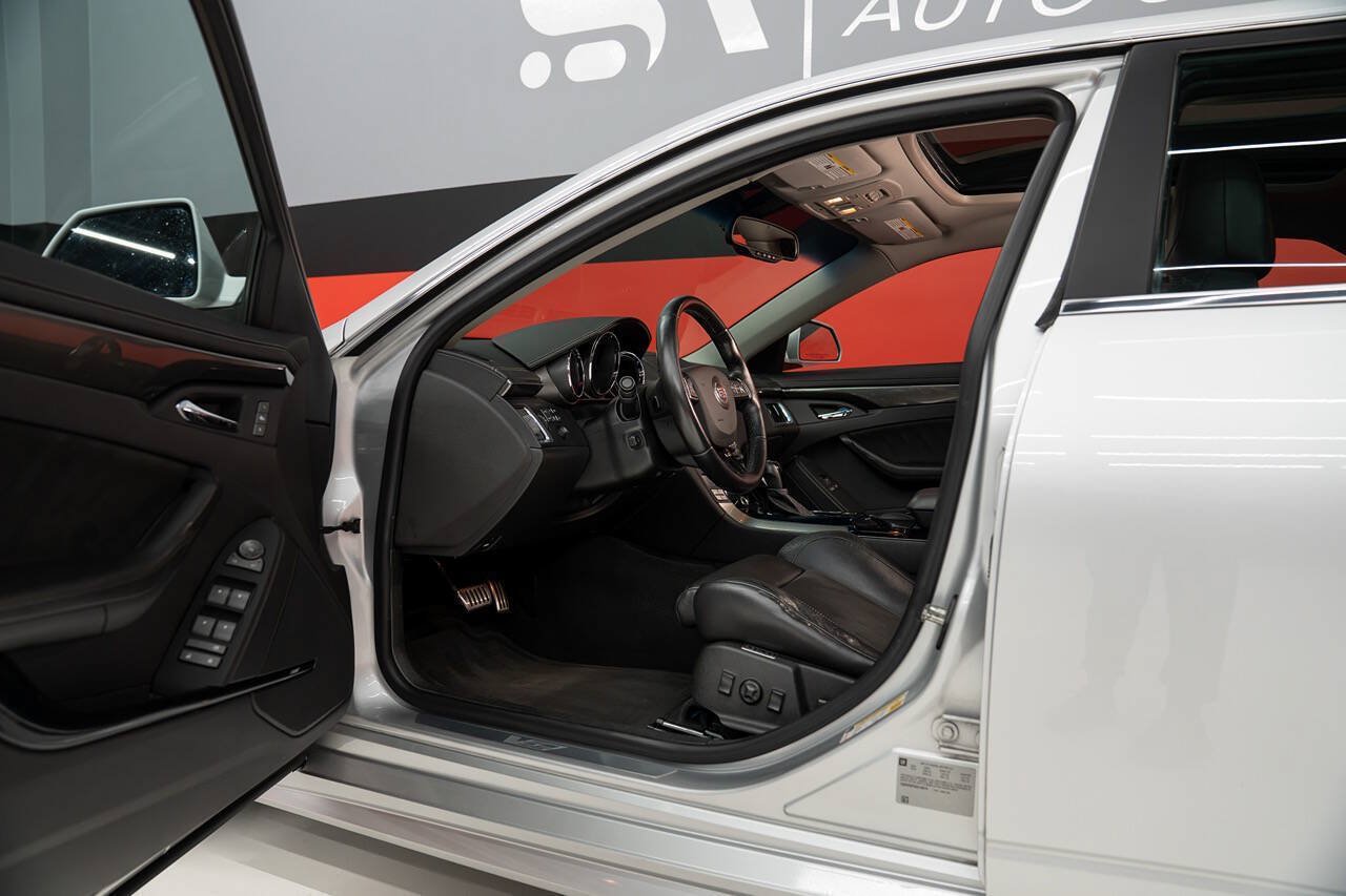 Used 2010 Cadillac CTS V RWD image 39
