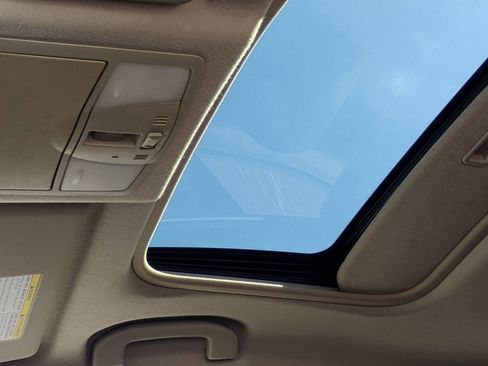 Used 2009 Nissan Rogue SL w/ Premium Pkg image 25