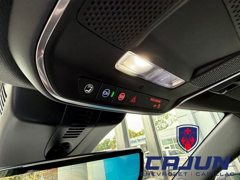 New 2026 Chevrolet Traverse RS w/ LPO, Floor Liner Package FWD image 18