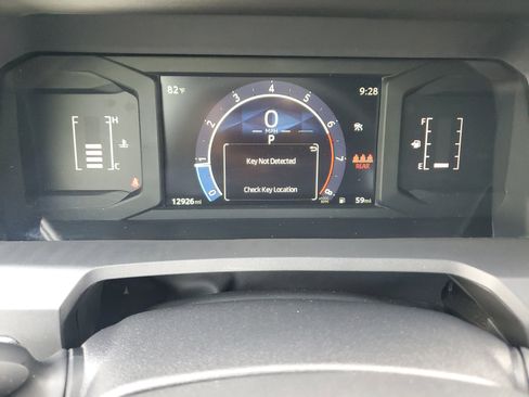 Used 2025 Toyota Tacoma SR5 image 30