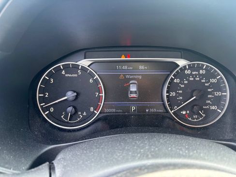 Used 2024 Nissan Altima 2.5 SR w/ SR Premium Package FWD image 13