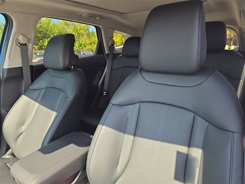 New 2026 Kia Sportage EX image 22